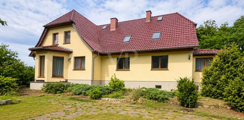 von Poll Immobilien GmbH