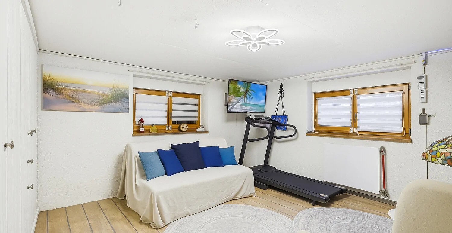 Kellerraum mit natürlichem Licht