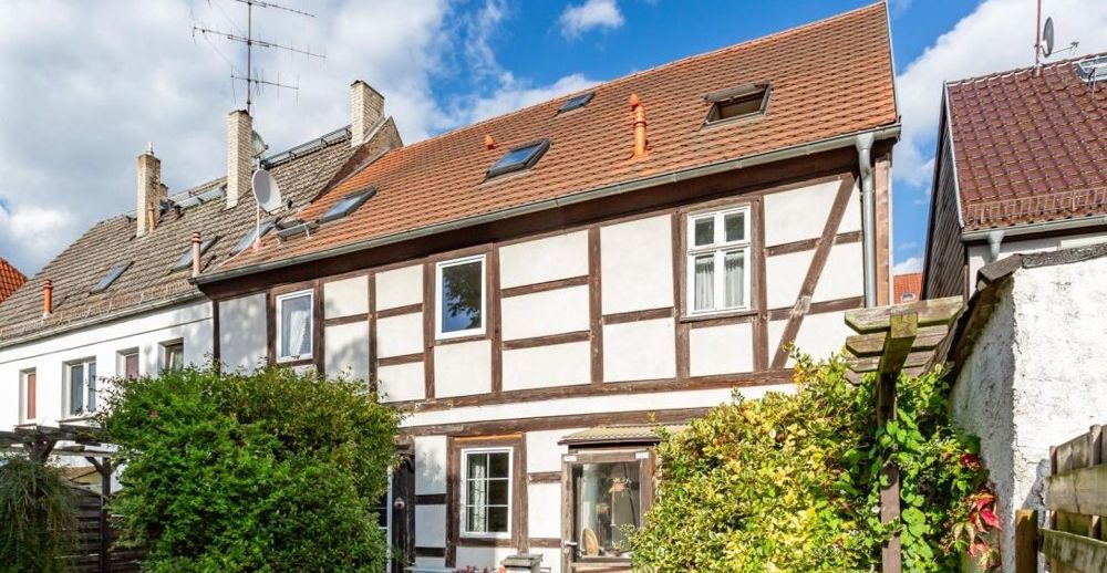 Charmantes Wohnensemble in historischem Umfeld mit vielseitigen Möglichkeiten für die ganze Familie