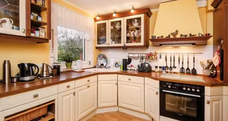 von_poll_real_estate_property_25423002_image_1