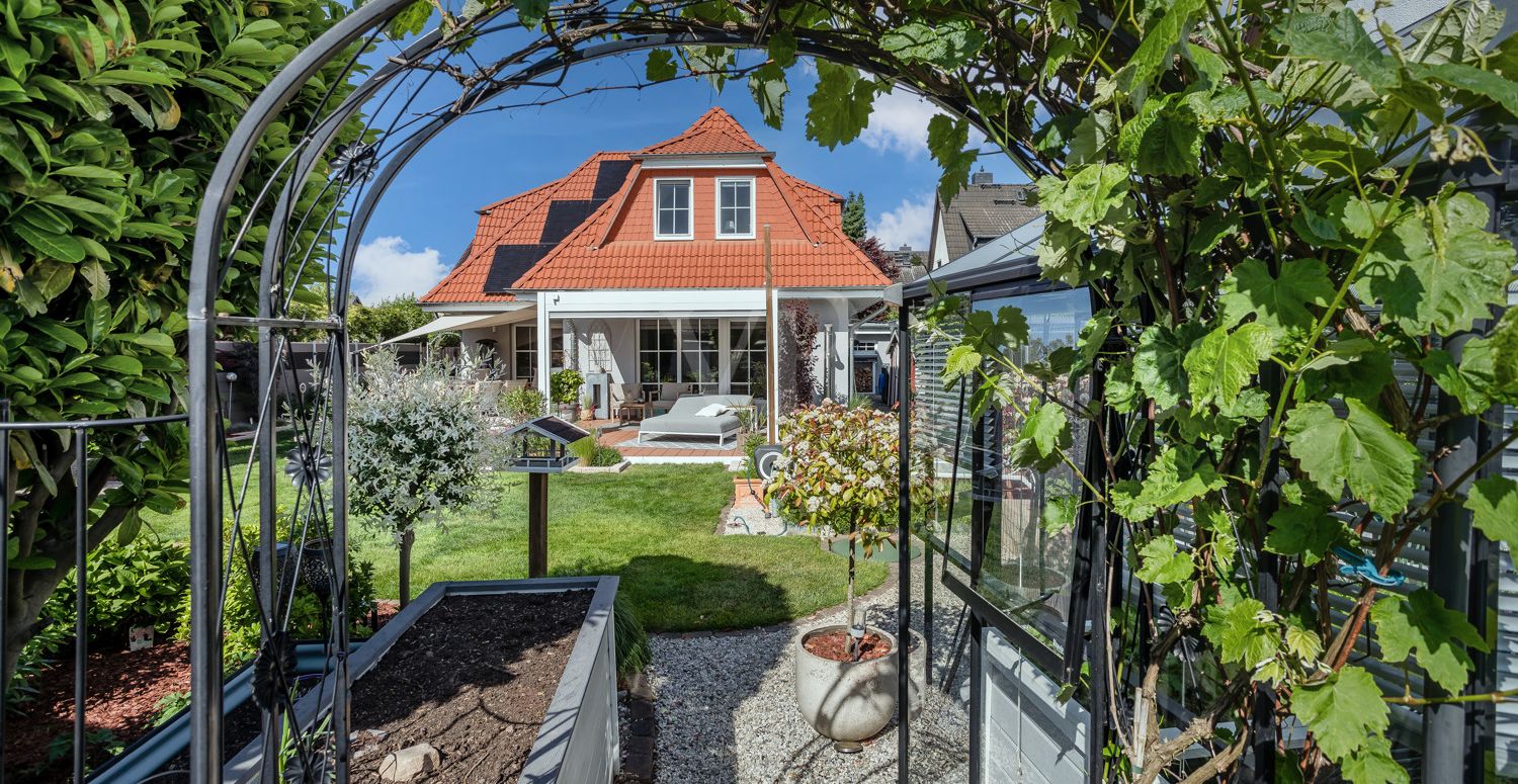 liebevoll angelegter Garten