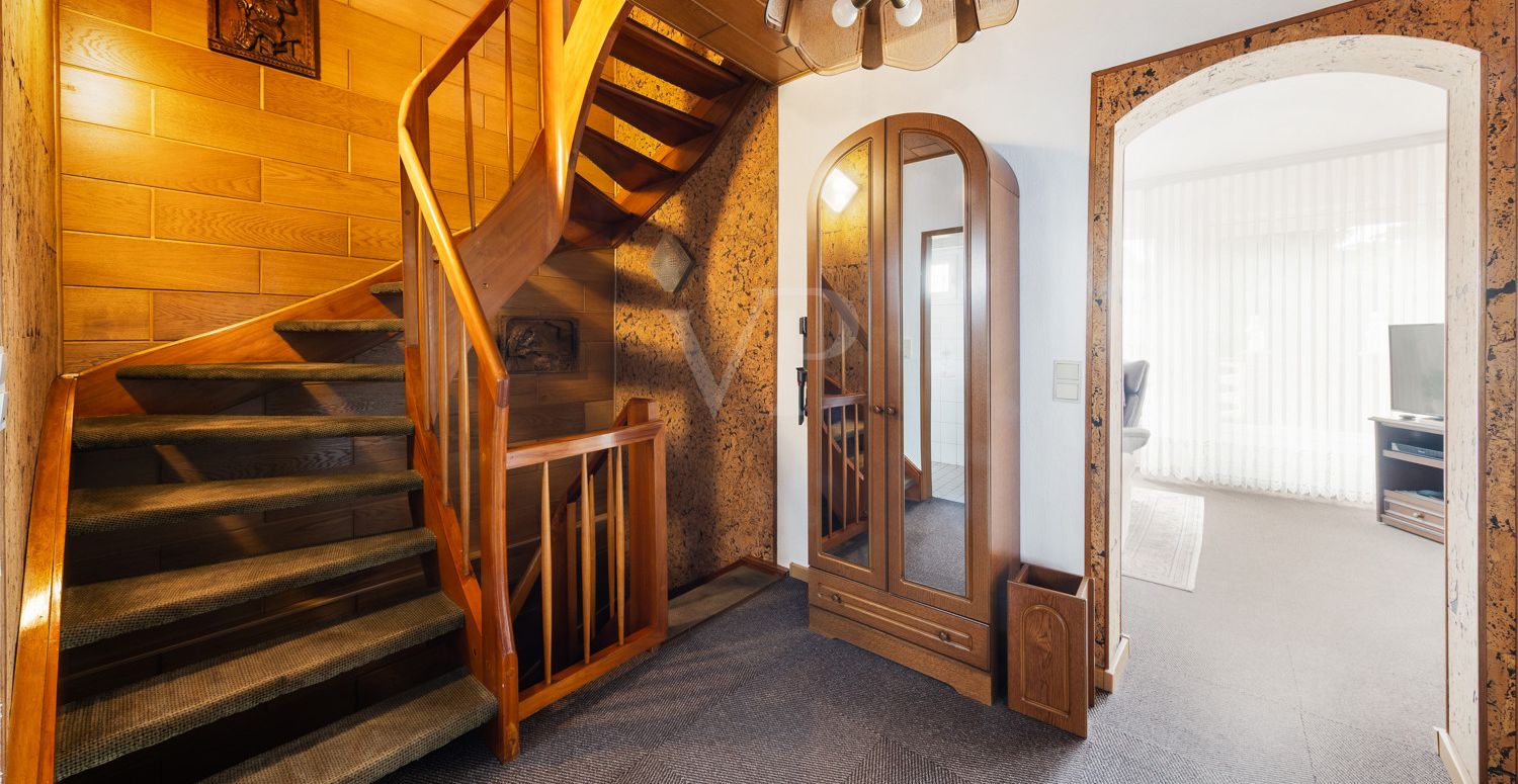 Diele / Treppe