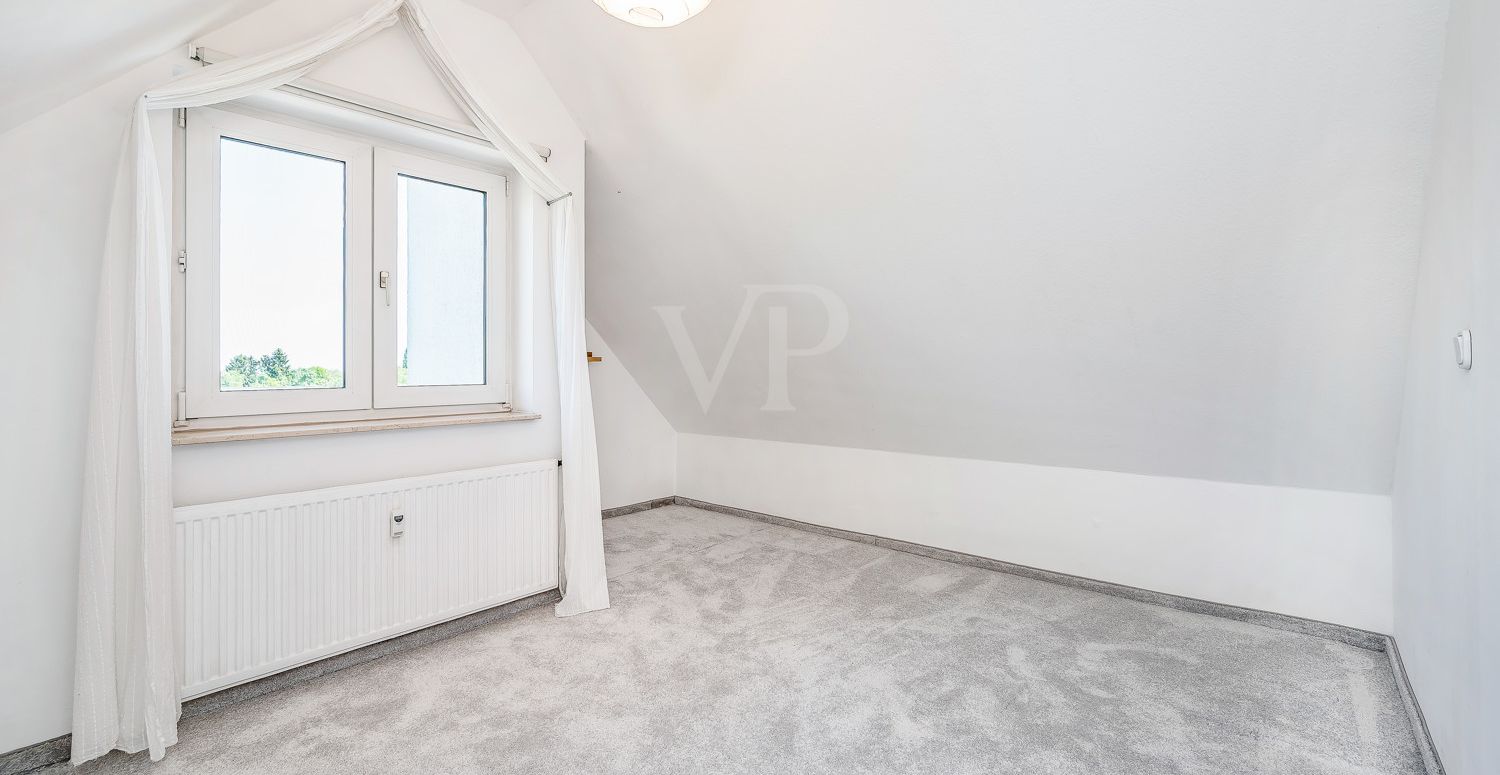 Schlafzimmer zwei im Dachgeschoss