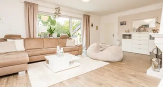 von_poll_real_estate_property_25104016_image_7