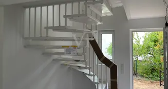 von_poll_real_estate_property_25423026_image_1