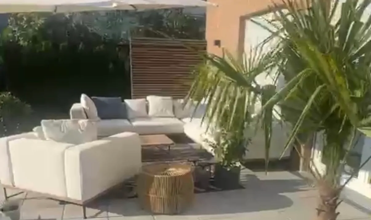 Terrasse am Wohnzimmer