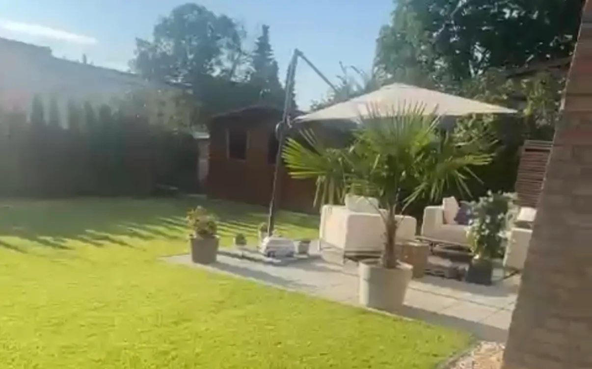 Terrasse am Wohnzimmer