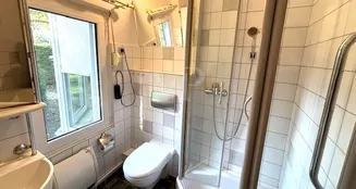 von_poll_real_estate_property_25412021_image_12