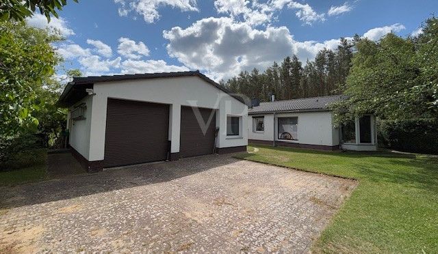 versiegelte Fläche vor Garage