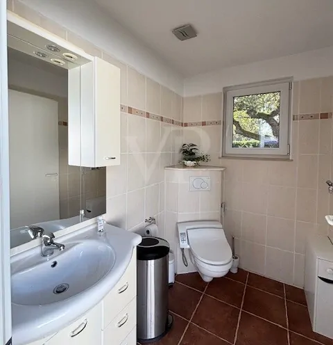 Gäste-WC im Eingangsbereich