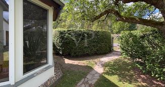 von_poll_real_estate_property_25412021_image_19