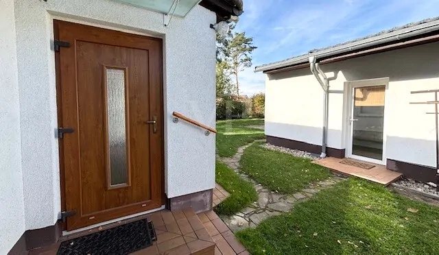 überdachter Hauseingang