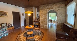 von_poll_real_estate_property_25412021_image_6
