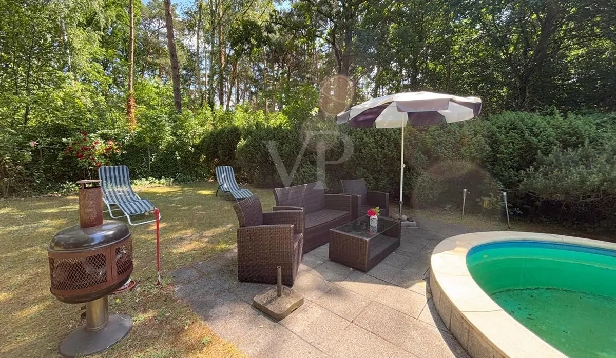 Freisitz am eigenem Pool