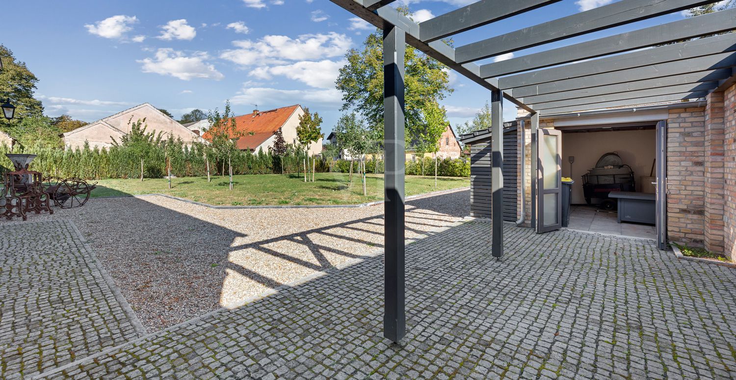 Übergang Nebengelass