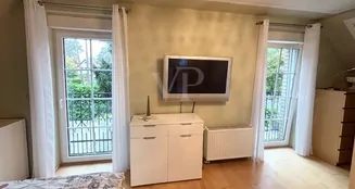 von_poll_real_estate_property_25412025_image_12