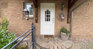 von_poll_real_estate_property_25412025_image_4