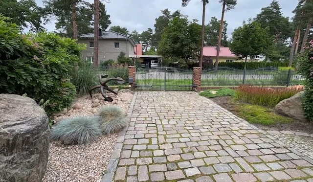 2. Zufahrt Grundstück