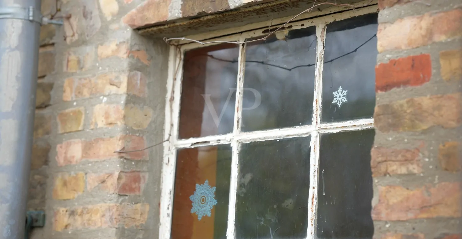 historisches Scheunenfenster