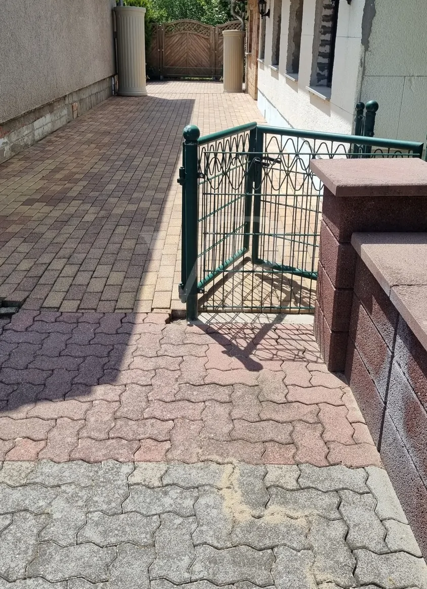 Zugang zum Nebengelass