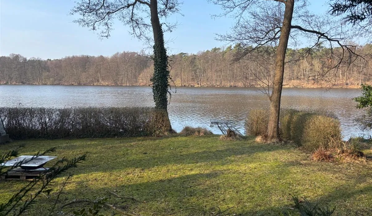 Grundstück / Uferfront