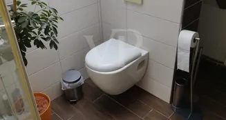 von_poll_real_estate_property_25412010_image_8