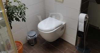 von_poll_real_estate_property_25412010_image_8