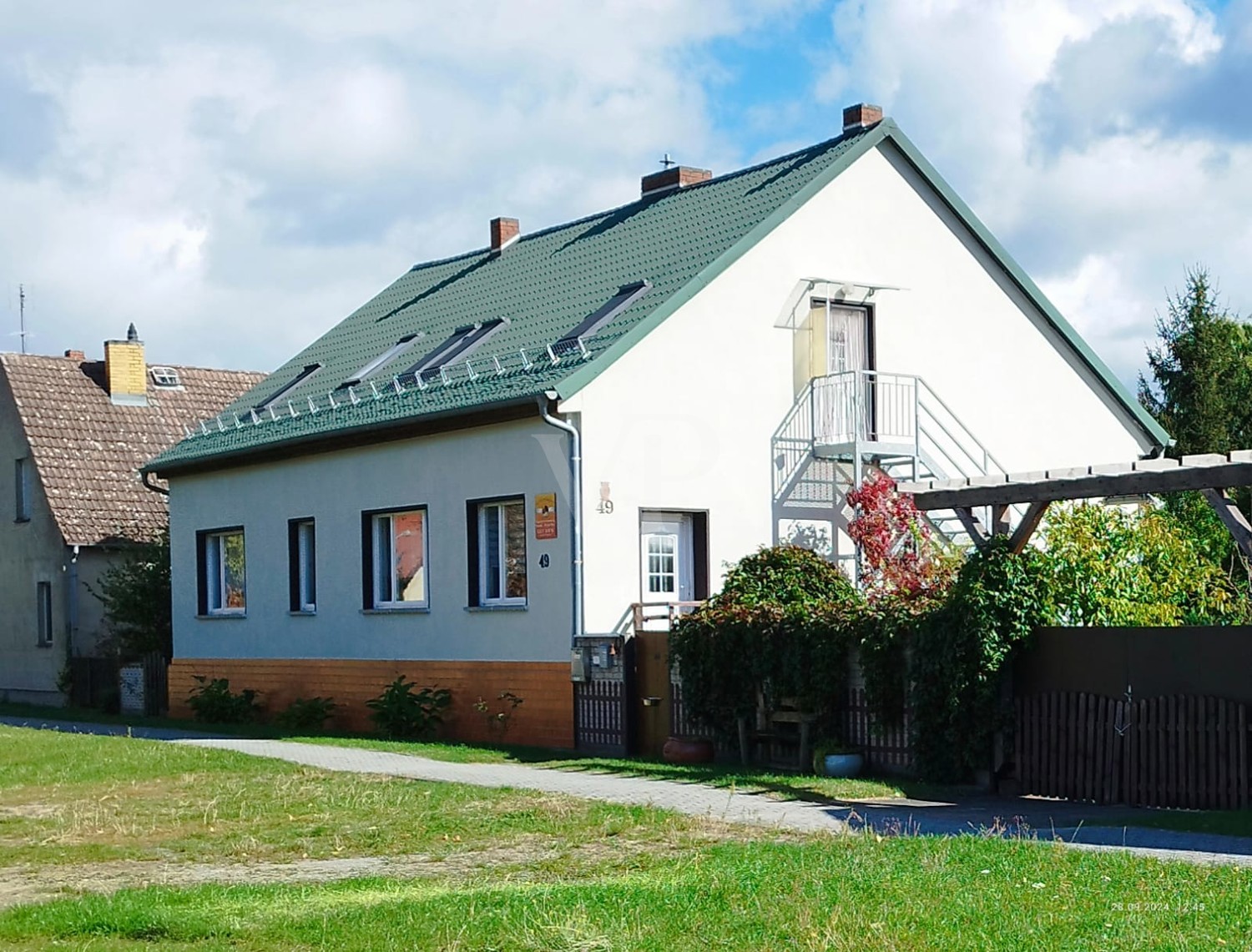 Haus straßenseitig