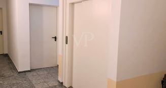 von_poll_real_estate_property_25412019_image_4