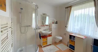 von_poll_real_estate_property_25412024_image_9