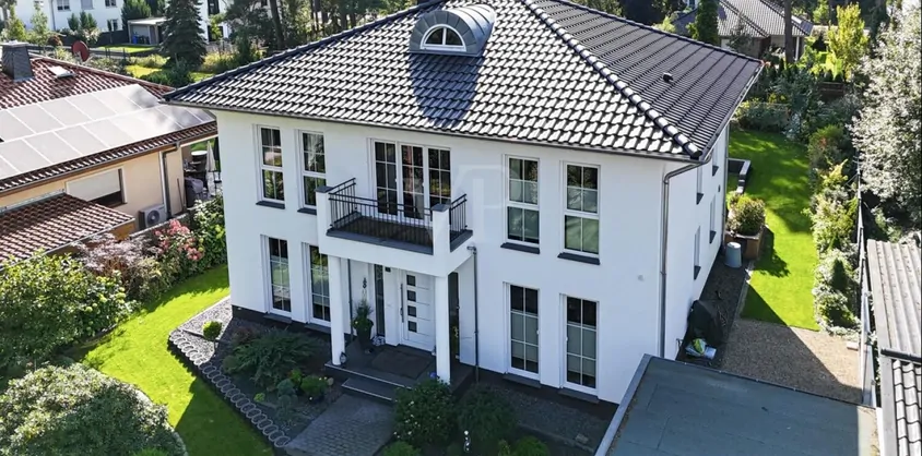 von Poll Immobilien GmbH