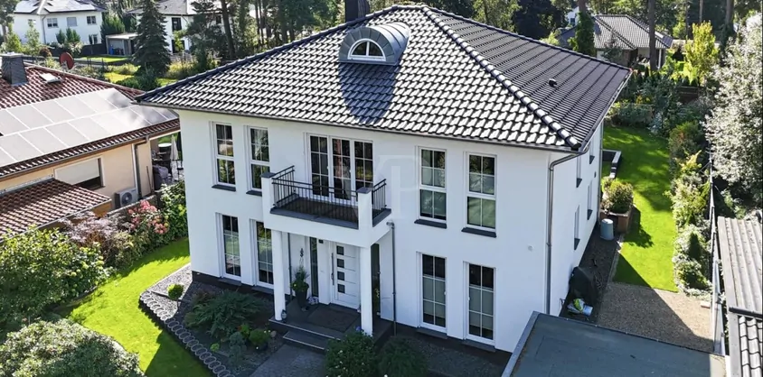 von Poll Immobilien GmbH