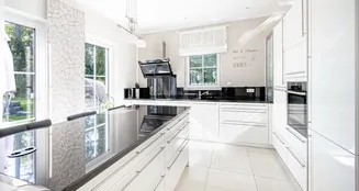 von_poll_real_estate_property_25412026_image_12