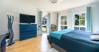 von_poll_real_estate_property_25412026_image_19