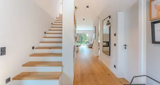 von_poll_real_estate_property_25412027_image_8