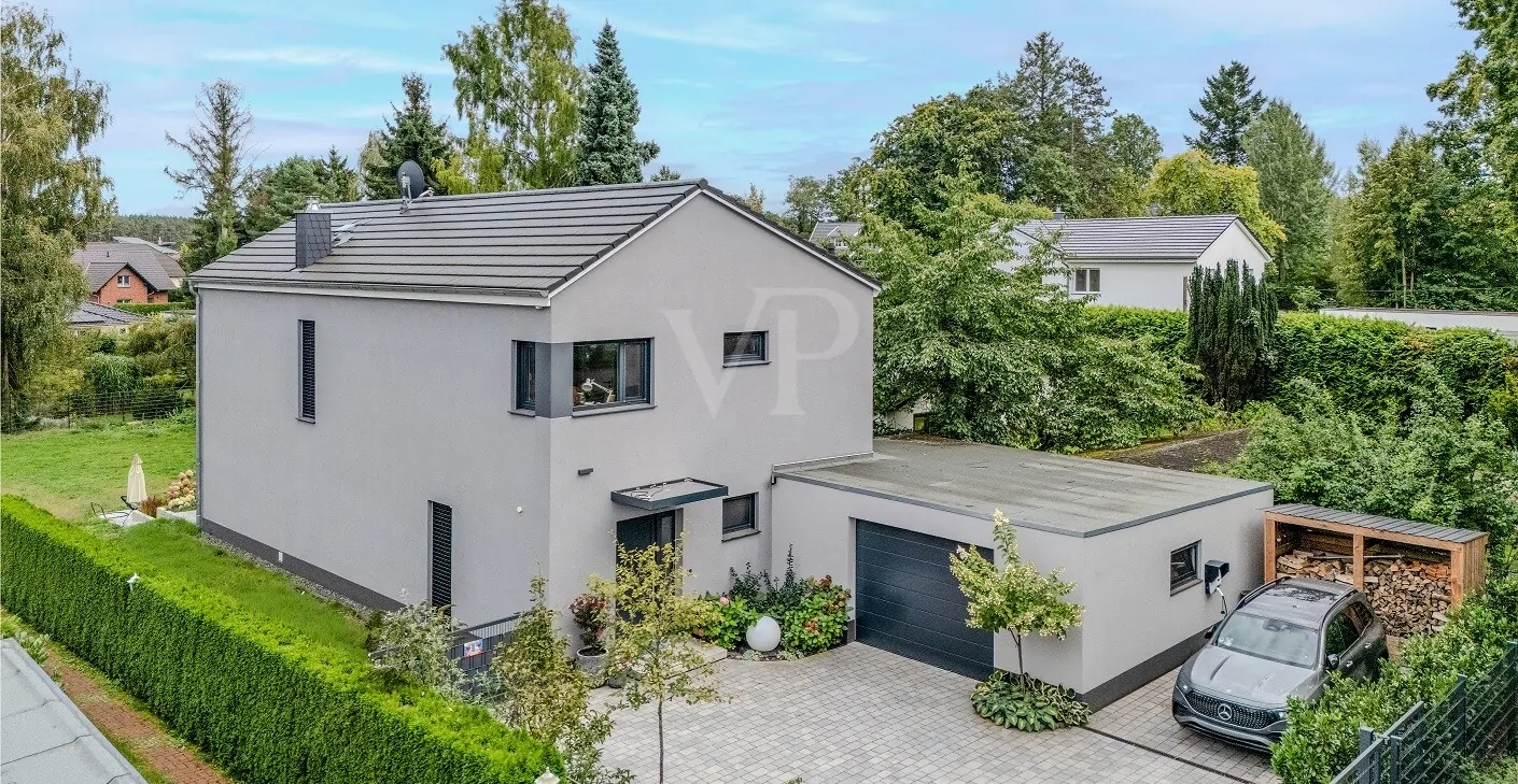 Haus und Grundstück