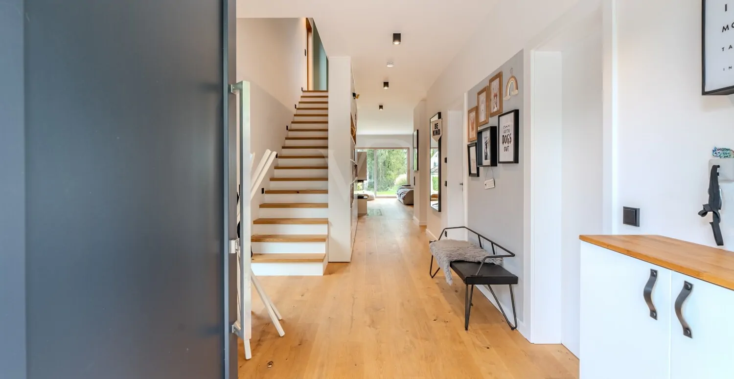 überdachter Eingang / Flur