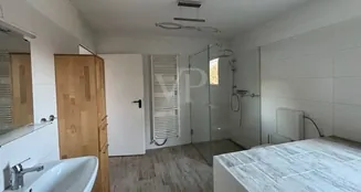 von_poll_real_estate_property_26412002_image_9