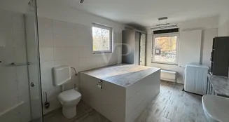 von_poll_real_estate_property_26412002_image_7