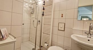 von_poll_real_estate_property_25090019_image_13