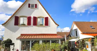 von_poll_real_estate_property_25090009_1_image_0