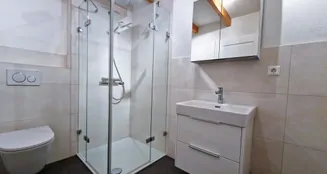 von_poll_real_estate_property_26090001_image_7