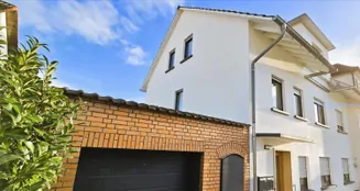 von_poll_real_estate_property_22090032_image_0