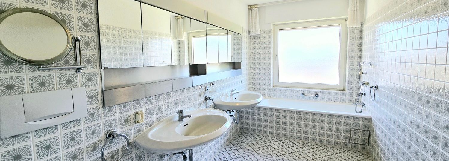 Badezimmer I OG