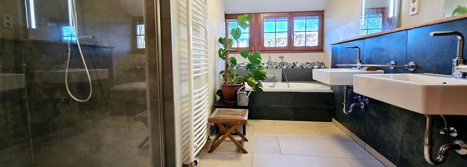 Badezimmer 1.OG