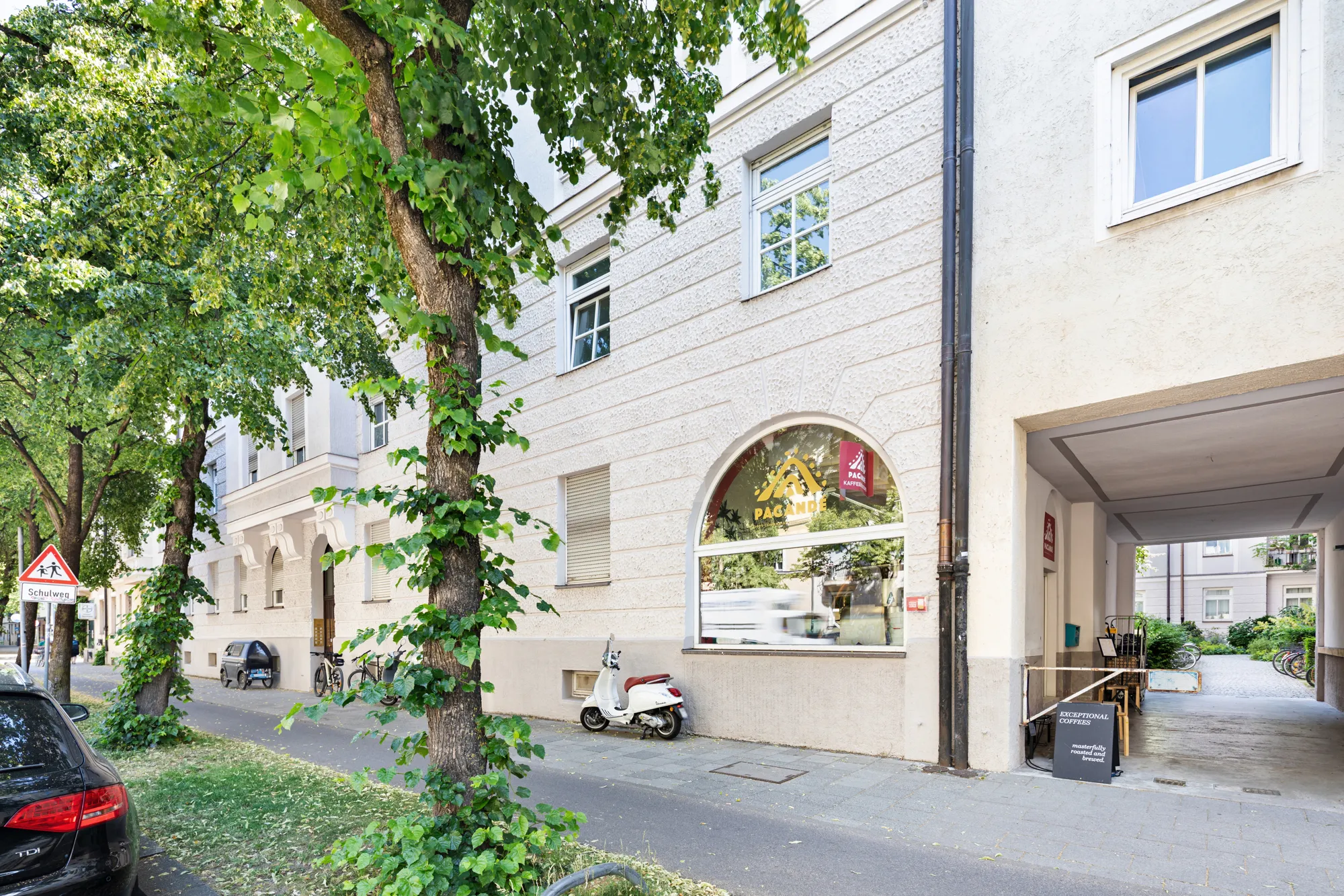 Ladenfrassade
