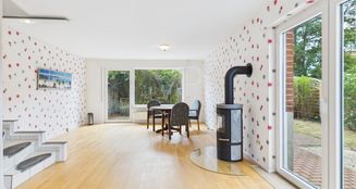 von_poll_real_estate_property_25399081_image_4