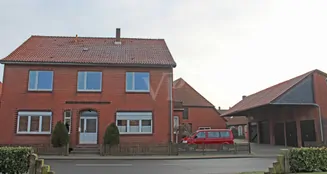 von_poll_real_estate_property_23399047-4_image_1