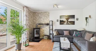 von_poll_real_estate_property_25399083_image_7