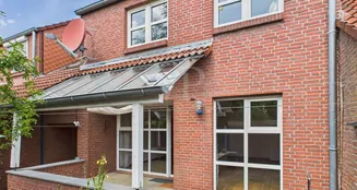 von_poll_real_estate_property_25399078-01_image_0